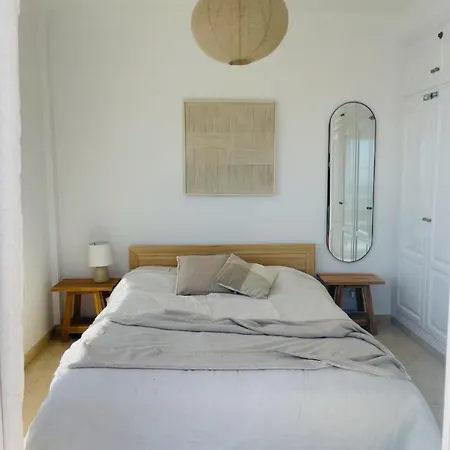 Encantadora Familiar En * Estepona